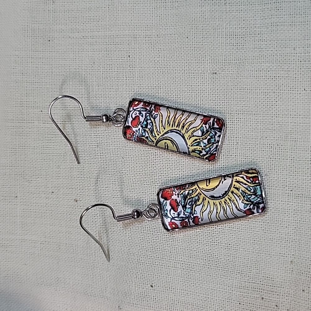 Sun & Moon Dangle Earrings - Picture 3 of 6